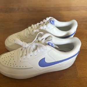 Women’s Nike Court Vision Low Shoes White/Blue CD5434-108 
Size 8.5